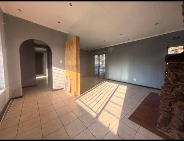 2 BEDROOM PROPERTY TO RENT IN NATURENA
